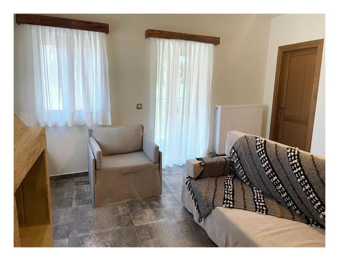 Kesemi Apartment Калаврита Екстериор снимка